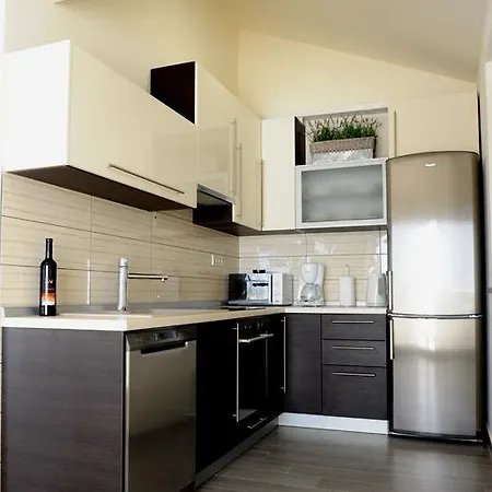 Lara Apartament