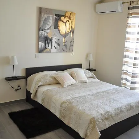 Apartament Lara